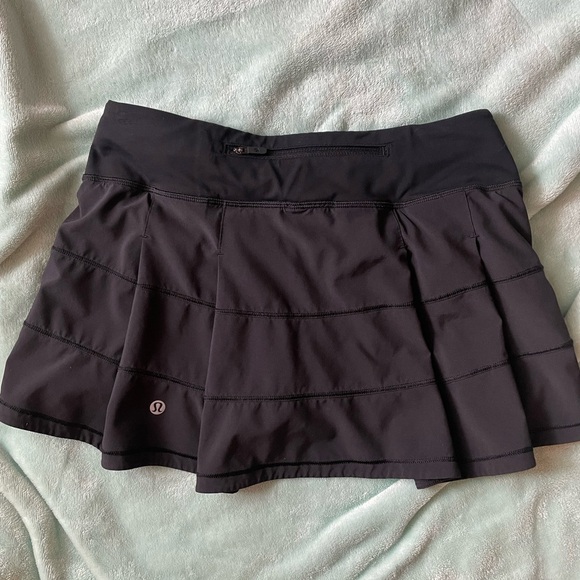 Lululemon Black Pace Rival Mid Rise Skirt - Picture 2 of 4